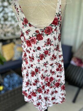 Divided Floral Sleeveless Romper